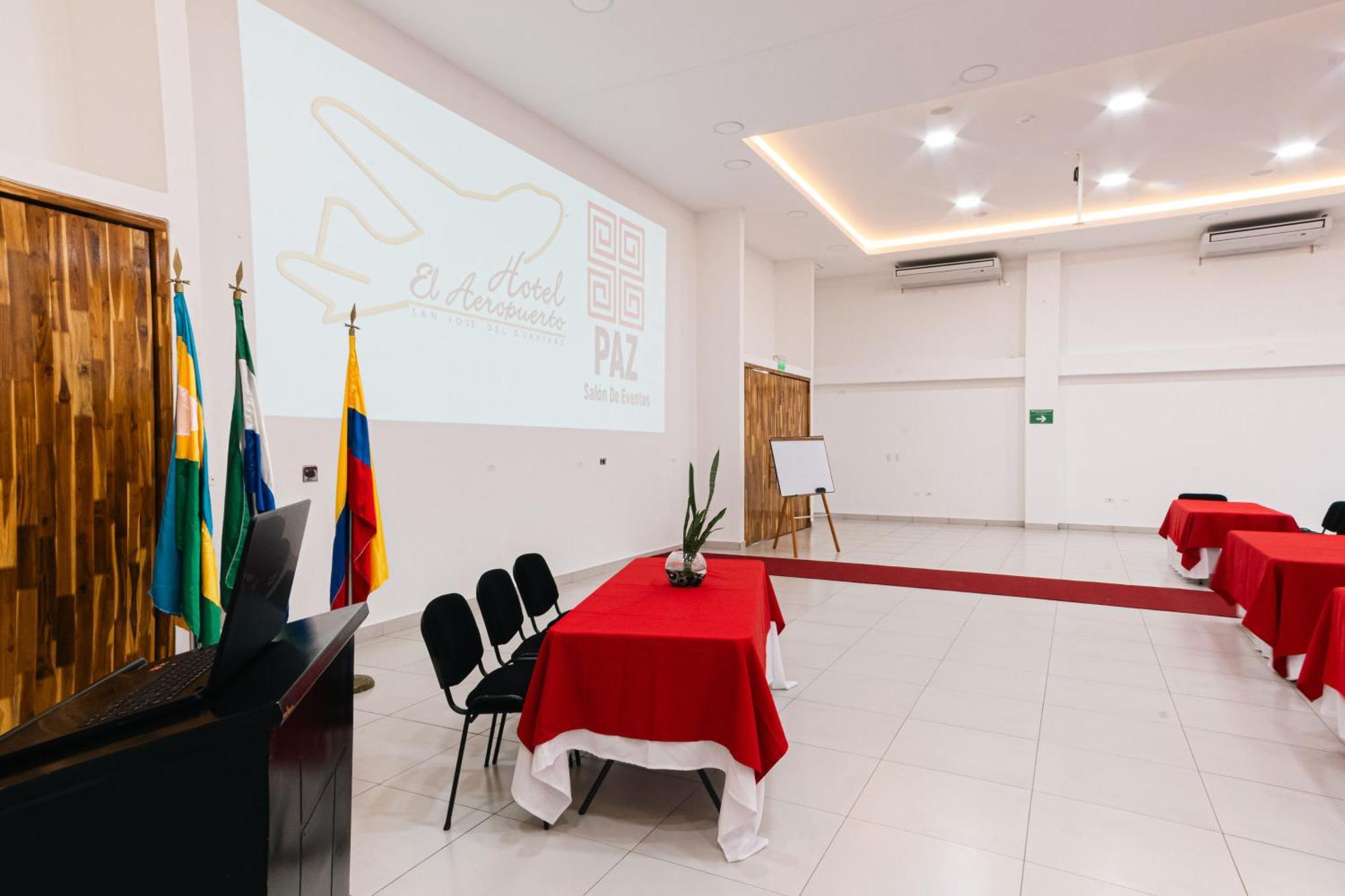 Hotel El Aeropuerto San José del Guaviare 外观 照片